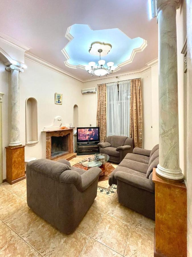 Great One Bed Right Near Opera House Apartment Kiev Exterior foto